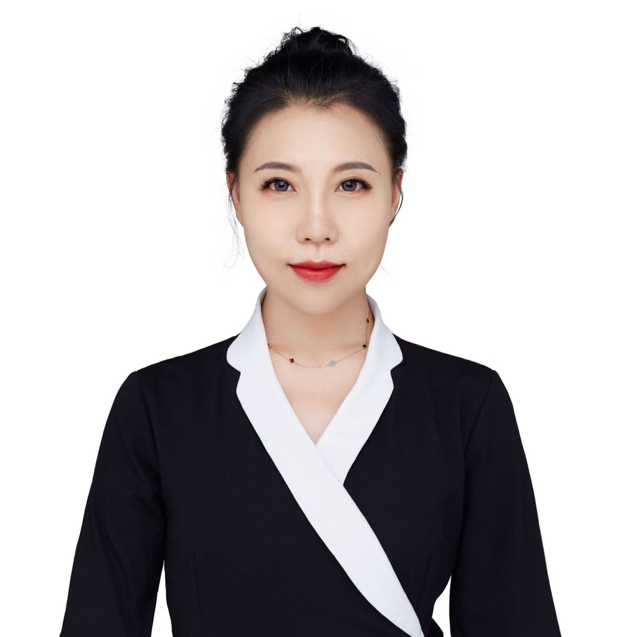 赵丽娜.jpg